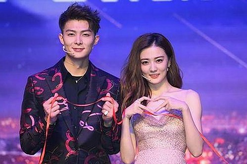 甜蜜与瓜料并存！娱乐圈爱恋故事大揭秘